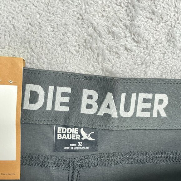 NEW Eddie Bauer Rainier 10” Tech Shorts Men’s 32 Cargo Outdoor Black - Picture 7 of 8